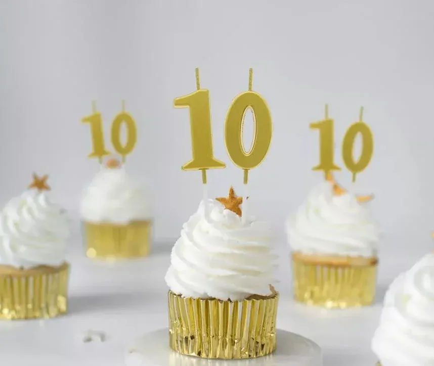 Sviečka zlatá č.4