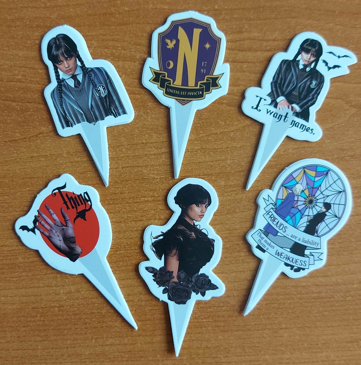 Tortový zápich WEDNESDAY 01 (24ks)