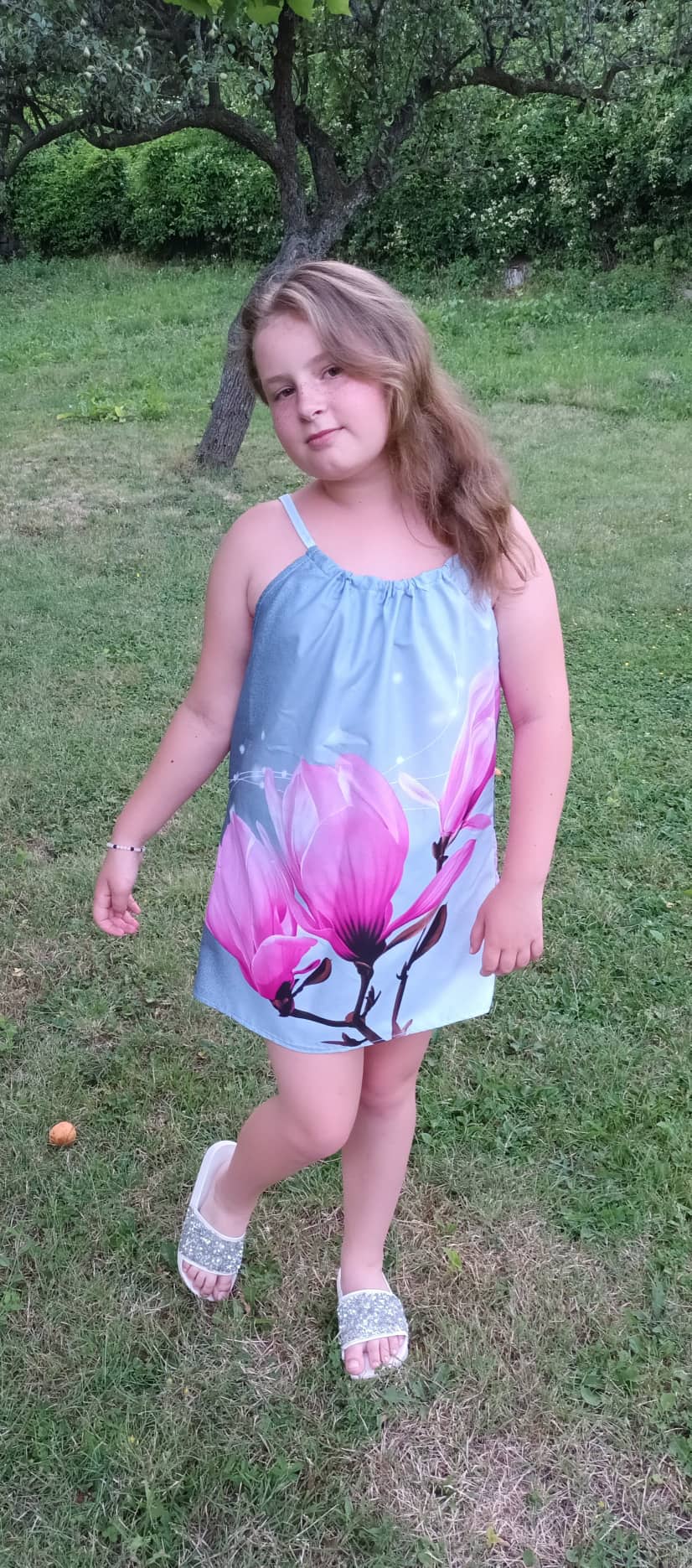 Dievčenská tunika / šaty MAGNÓLIA na šedom - 7-13r.